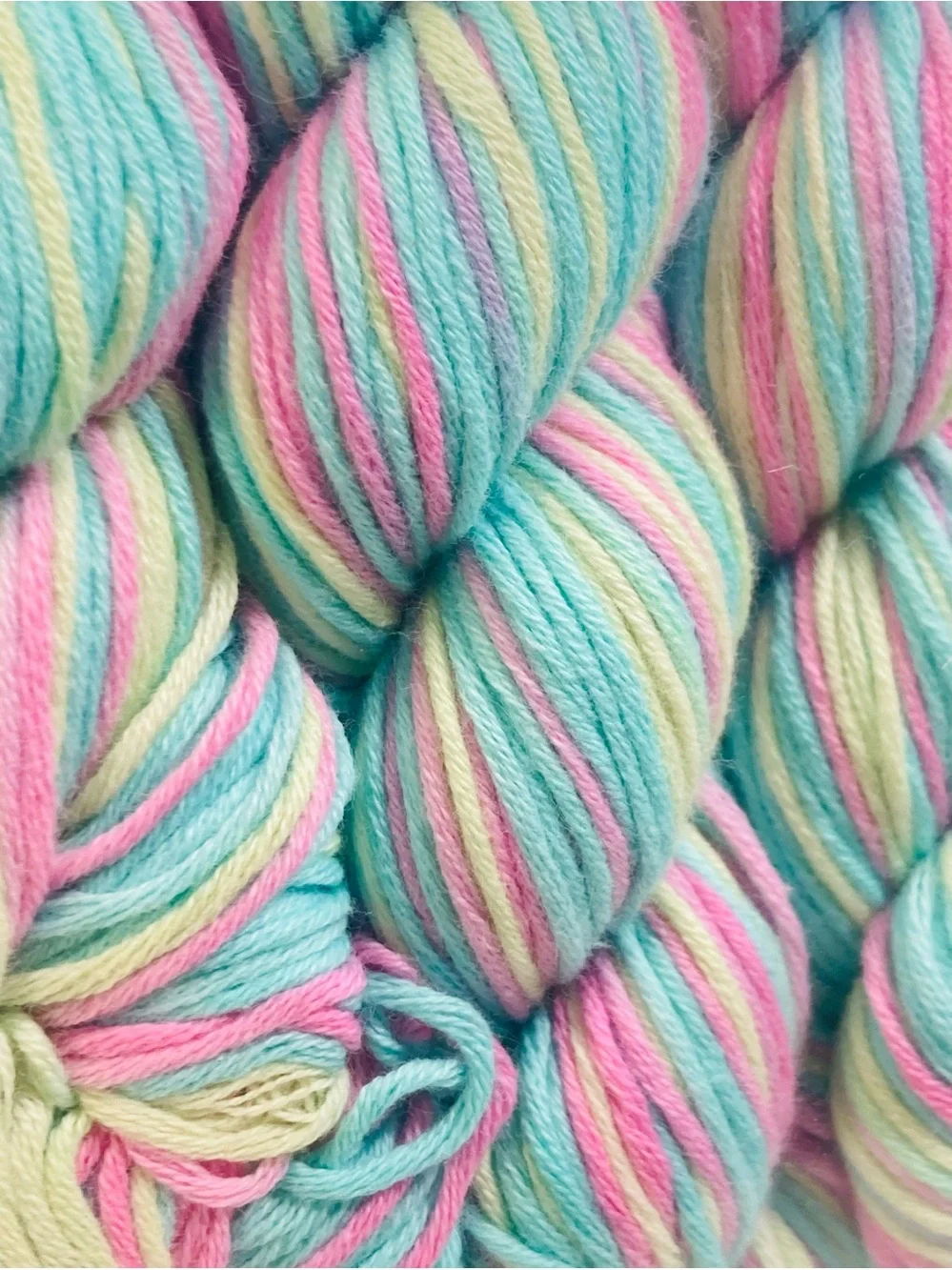 10 NEW (~500g total, ~50g ea.) 100% Cotton Variegated Hanks in  Salt Water Taffy